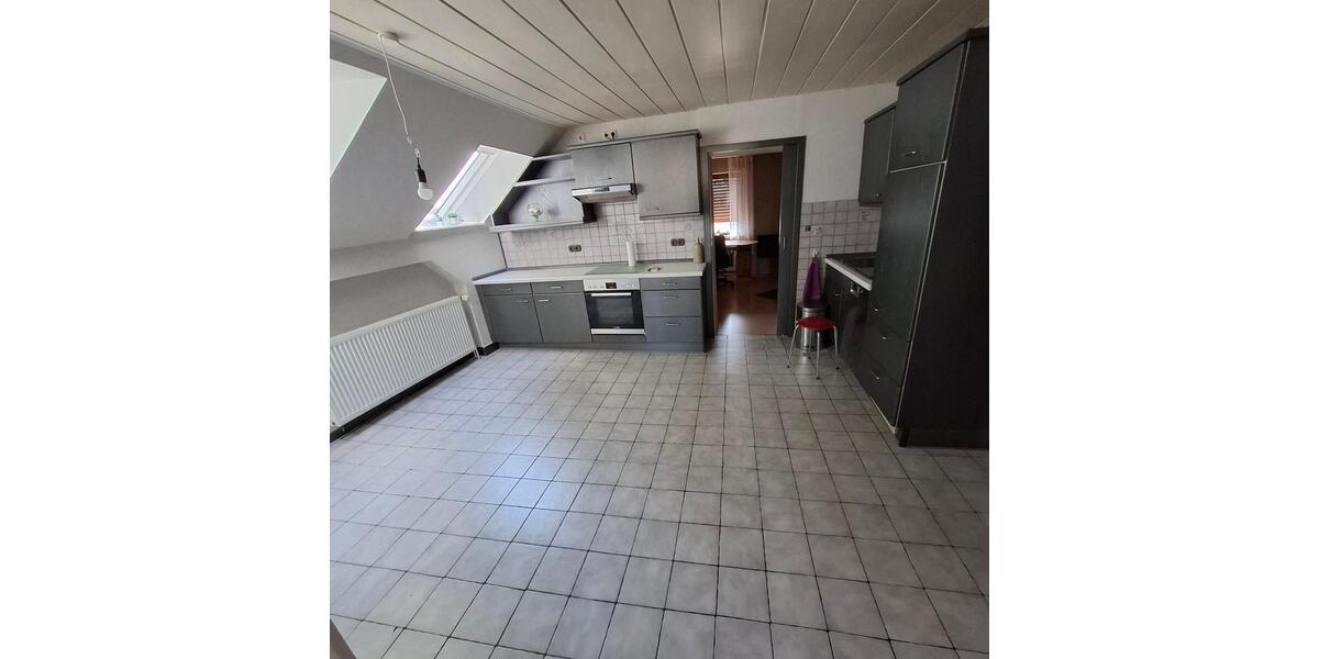 Dachgeschoßwohnung Witten Annen - 3.5 Zimmer, 82 m&sup2;, 129.000&euro; | Angebot:27000619