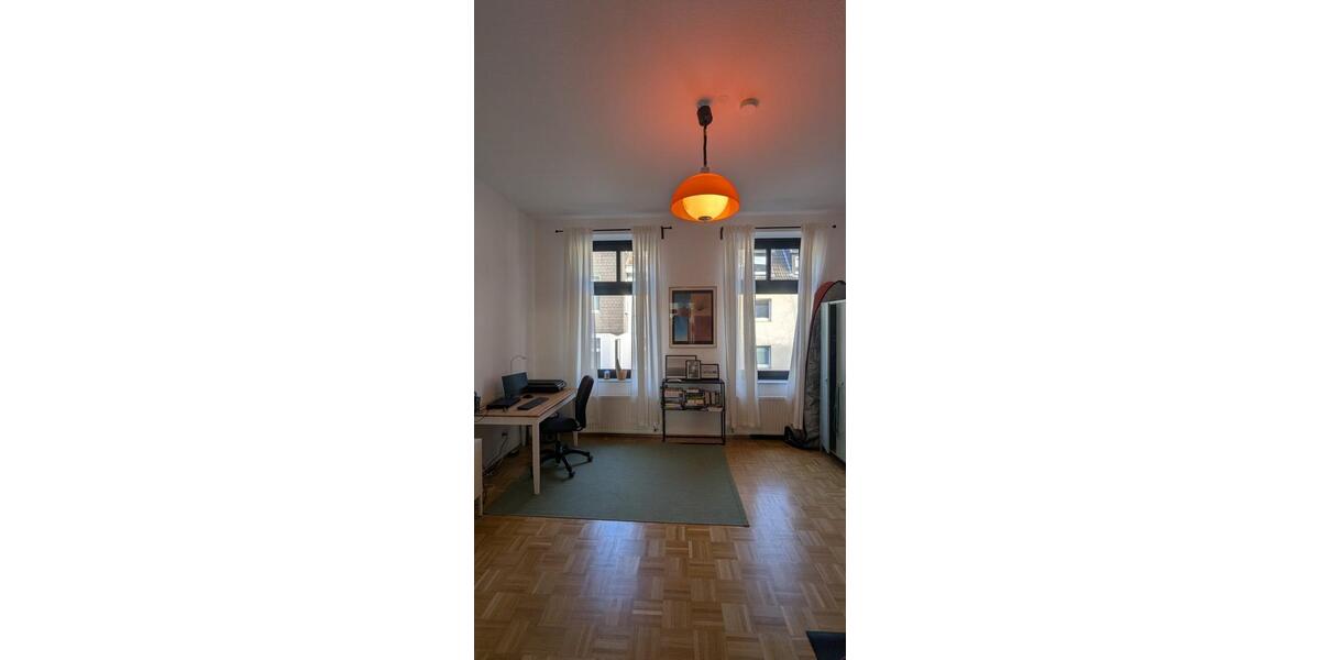 Etagenwohnung Essen Stadtbezirk II - 3 Zimmer, 85 m&sup2;, 1.000&euro; | Angebot:24826553