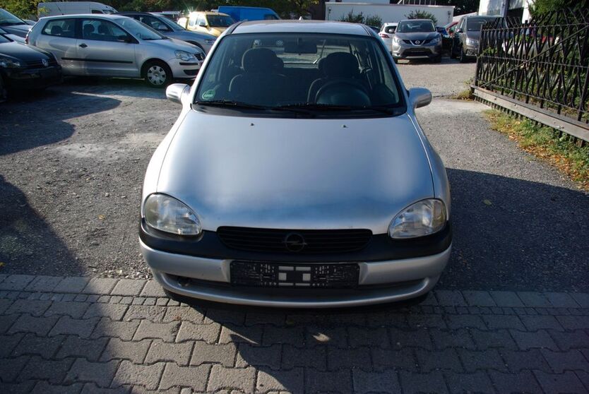 Opel Corsa 206.000 km 666 € Bottrop 46242
