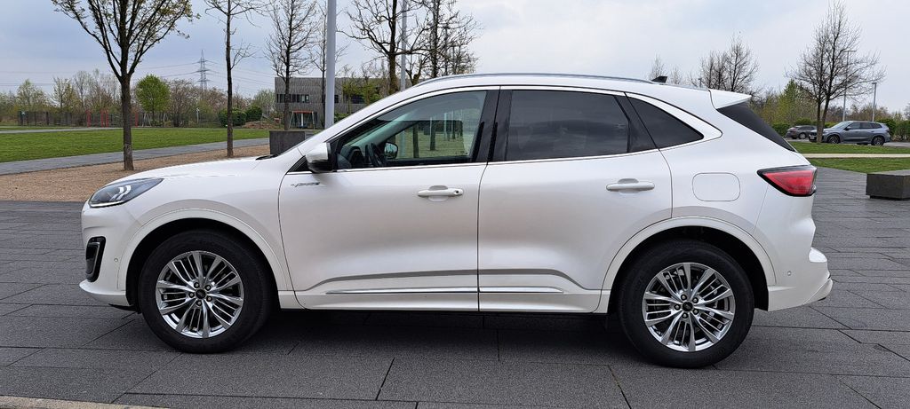 Ford Kuga 63.000 km 24.690 &euro; Essen OT Westviertel 45127