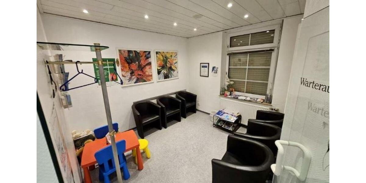 Ehemalige Zahnarztpraxis in Herne – vielseitig nutzbar für Heilberufe, Massage oder Büro zimmer