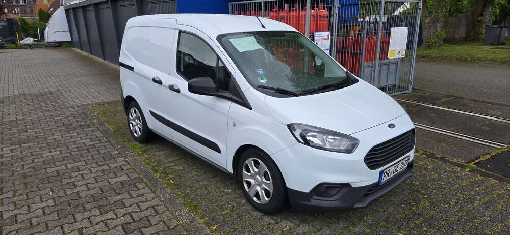 Ford Transit Courier 85.656 km 8.999 &euro; Bochum, Stadt 44892