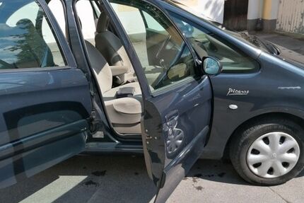 Citroen Xsara Picasso 99.400 km 3.500 &euro; Wuppertal 42289