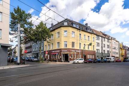 Haus zum Kaufen in Essen 1.150.000 € 562 m² 19 zimmer