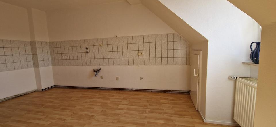 Dachgeschoßwohnung Witten - 4 Zimmer, 100 m&sup2;, 850&euro; | Angebot:25921631