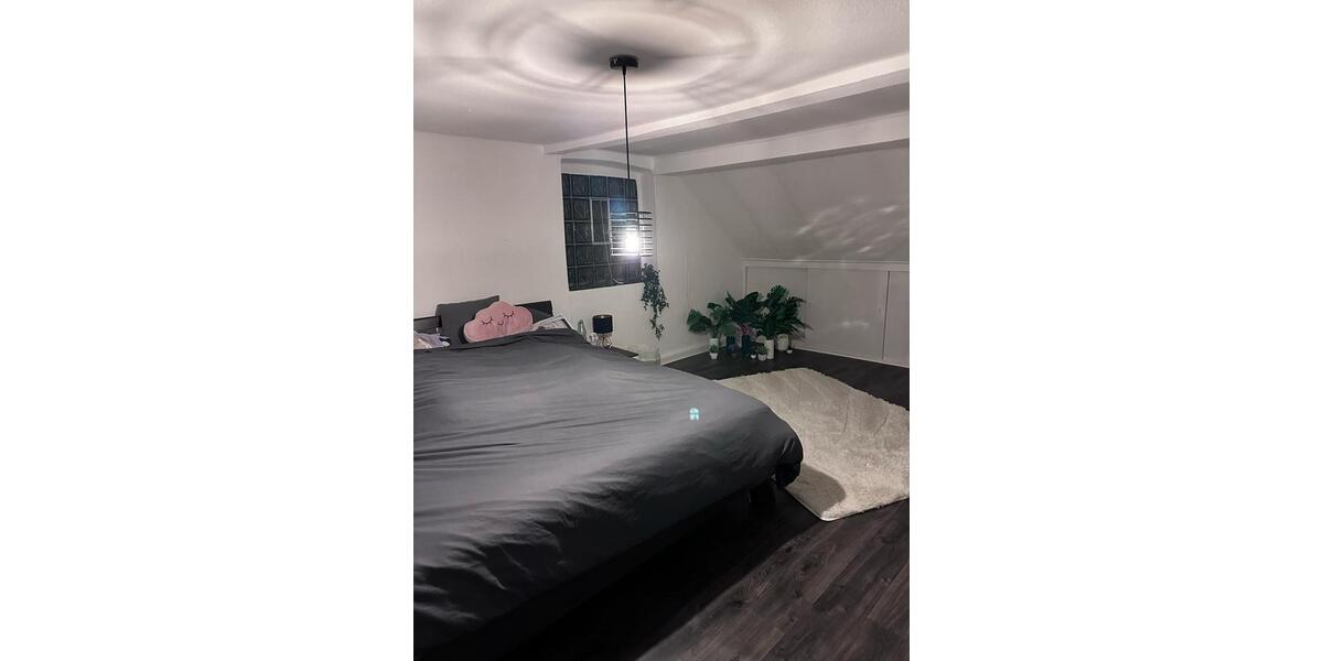 Dachgeschoßwohnung Herne Sodingen - 2.5 Zimmer, 55 m&sup2;, 470&euro; | Angebot:25632977