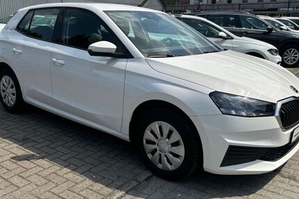 Skoda Fabia 59.000 km 12.950 € Mülheim / Ruhr 45473