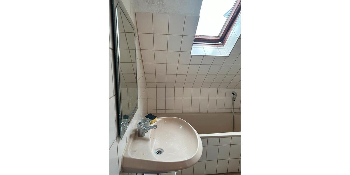 Etagenwohnung Witten - 1 Zimmer, 70 m&sup2;, 600&euro; | Angebot:26063543