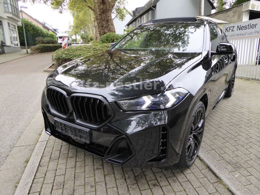 BMW X6 21.600 km 89.500 € Essen 45134