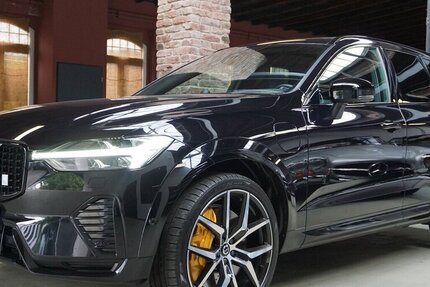 Volvo XC60 T8 Polestar B&W Pano 360° Leder HuD 22´ 34.989 km 56.900 € Wuppertal 42327