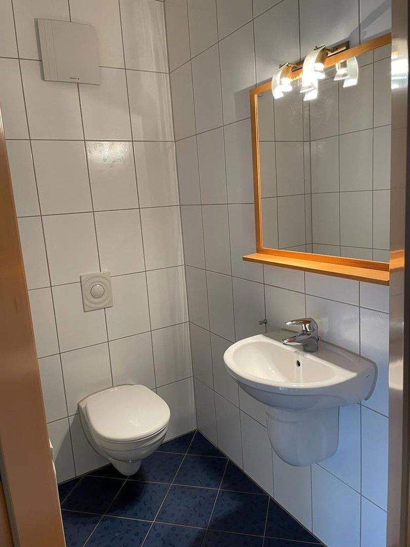 Provisionsfrei in Lavesem ! Reihenhaus+Einbauküche + Garage 5 zimmer