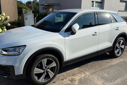 Audi Q2 84.000 km 17.900 € Essen 45239