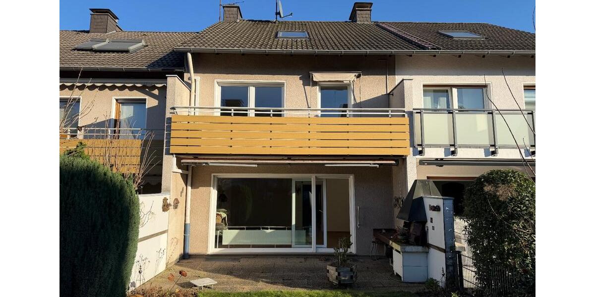 Reihenmittelhaus in ruhiger Lage - von Privat. 6 zimmer