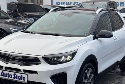 Kia Stonic 8.752 km 19.800 &euro; Oberhausen 46045