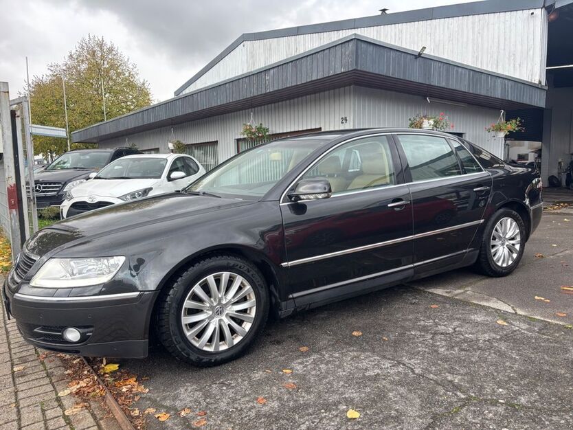 VW Phaeton 261.000 km 4.490 € Essen 45356