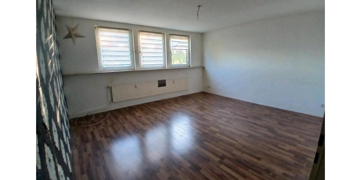Dachgeschoßwohnung Gelsenkirchen Gelsenkirchen-West - 2 Zimmer, 120 m&sup2;, 810&euro; | Angebot:25782609