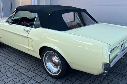 Ford Mustang 81.700 km 49.260 &euro; Dortmund 44229