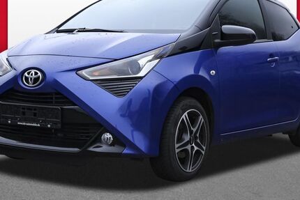 Toyota Aygo (X) 21.500 km 12.689 € Mülheim 45475