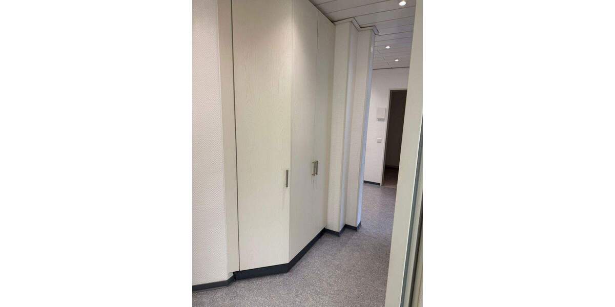 Ehemalige Zahnarztpraxis in Herne - vielseitig nutzbar für Heilberufe, Massage oder Büro zimmer