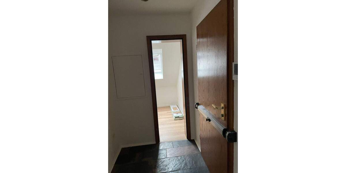 Etagenwohnung Bochum Harpen - 2 Zimmer, 83 m&sup2;, 187.500&euro; | Angebot:25409922