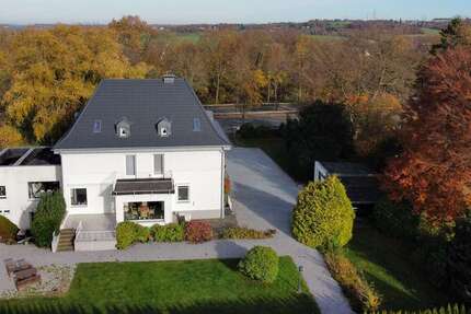 Haus zum Kaufen in Heiligenhaus 1.190.000 € 333 m² 11 zimmer