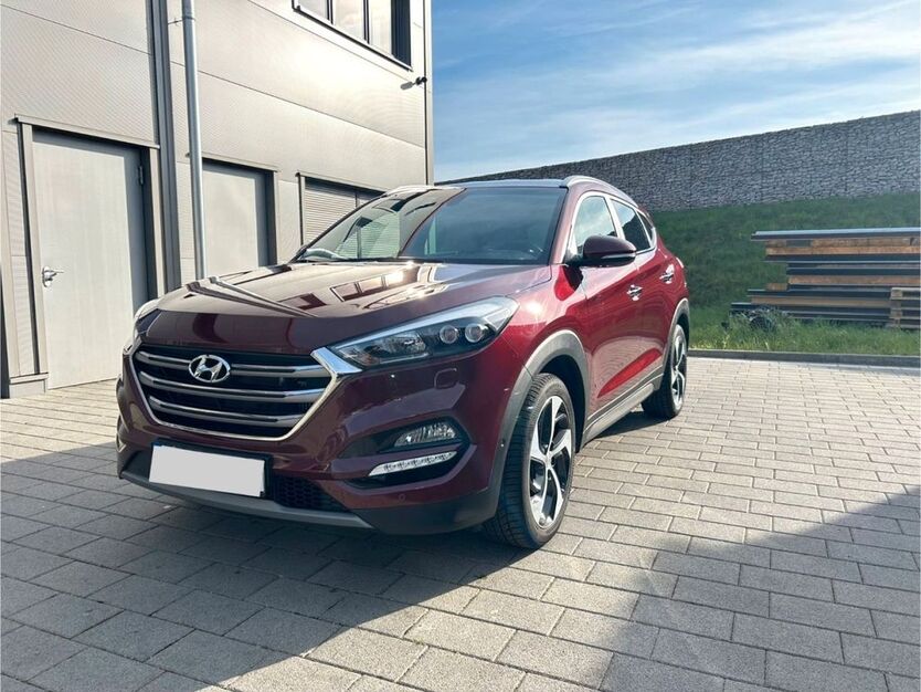 Hyundai TUCSON 24.000 km 12.900 € Wuppertal 42103