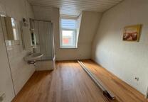 1 Zimmer Appartement mit Küche und Dusche in Wuppertal-Heckingh.