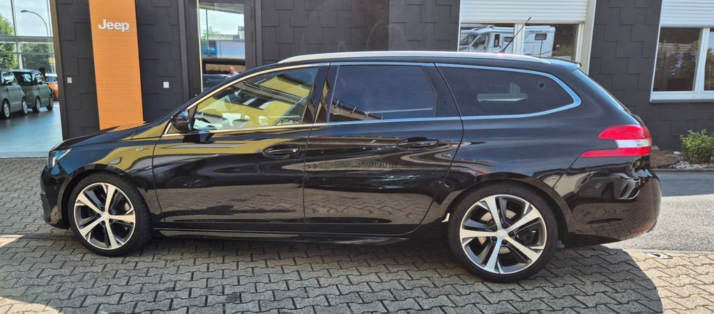 Peugeot 308 99.350 km 17.899 € Oberhausen 46049