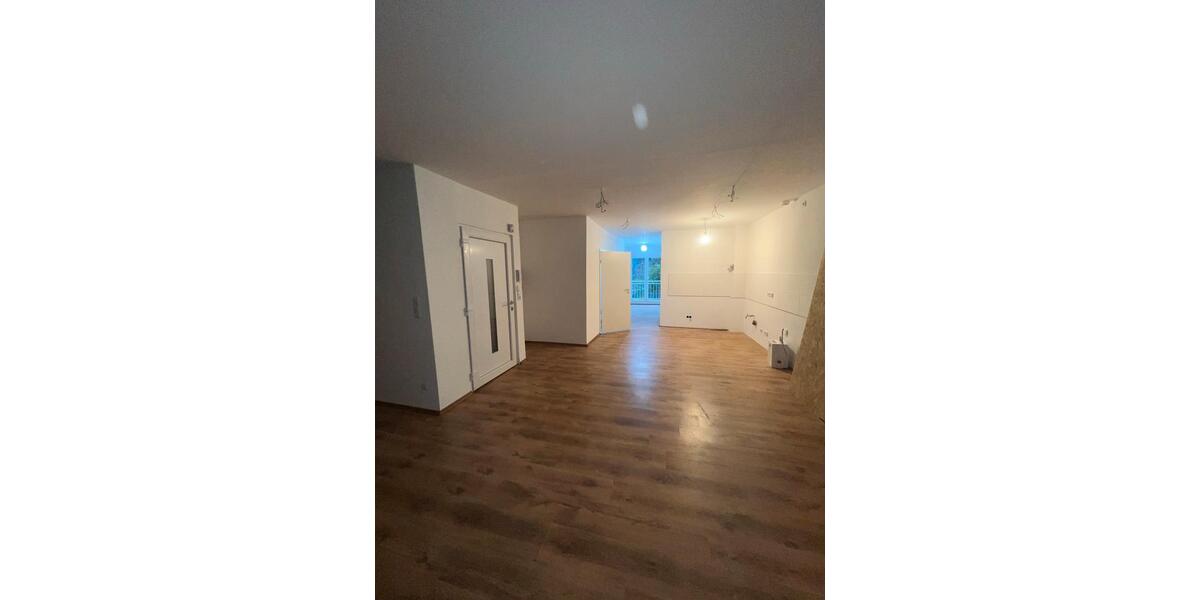 Erstbezug nach Sanierung: Moderne 3-Zimmer Wohnung mit Garten 3 zimmer