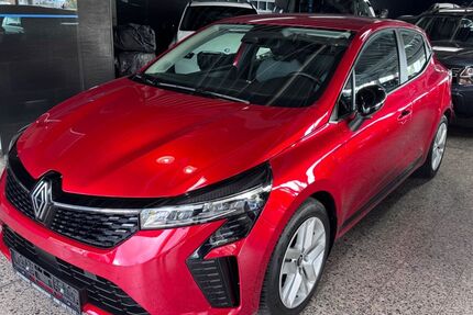 Renault Clio 7.443 km 19.999 &euro; Oberhausen 46145