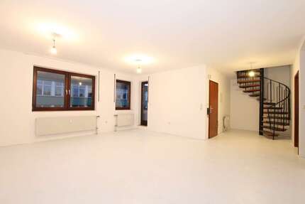 Wohnung zum Kaufen in Duisburg 219.000 € 128 m² 3 zimmer
