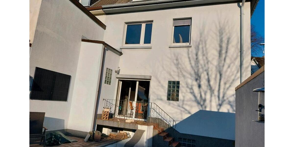 Reihenhaus Lünen - 7 Zimmer, 140 m&sup2;, 355.000&euro; | Angebot:25753228