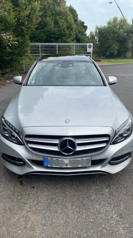 Mercedes-Benz C 250 190.000 km 18.500 € Herne 44623