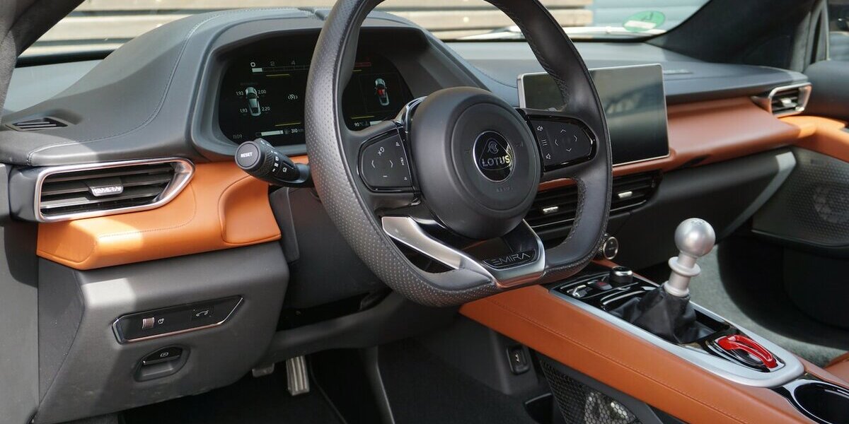 Lotus Emira V6 First Edition Leder Carplay Kamera 9.589 km 89.900 &euro; Wuppertal 42327