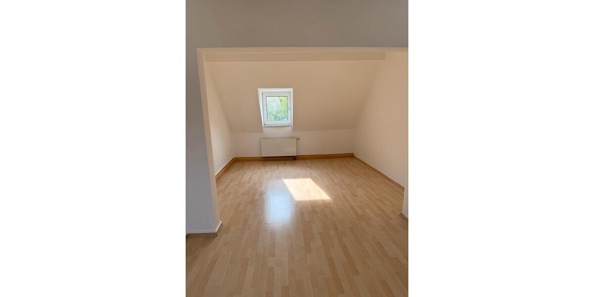 Dachgeschoßwohnung Dortmund Brackel - 3 Zimmer, 77 m&sup2;, 850&euro; | Angebot:27572204