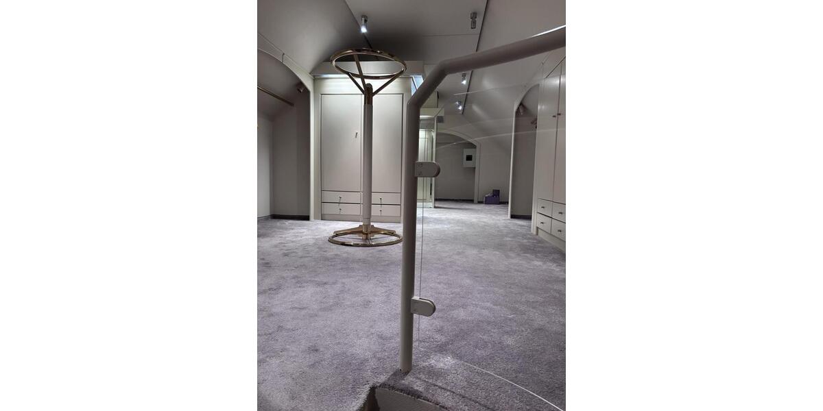 Einfamilienhaus Dortmund Hombruch - 2 Zimmer, 150 m&sup2;, 1.000&euro; | Angebot:25754031