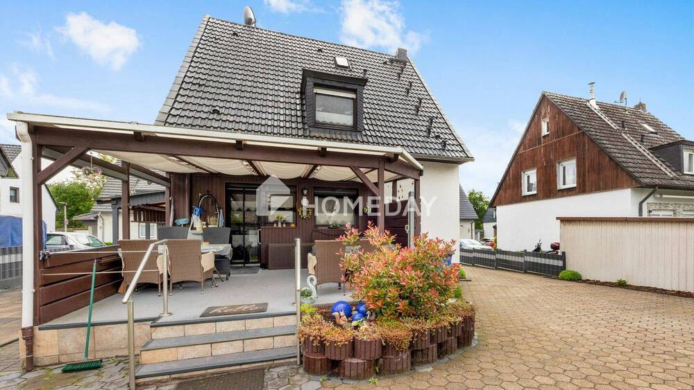 Mehrfamilienhaus, Wohnhaus Oberhausen Sterkrade-Nord - 4 Zimmer, 125 m&sup2;, 399.000&euro; | Angebot:26686072
