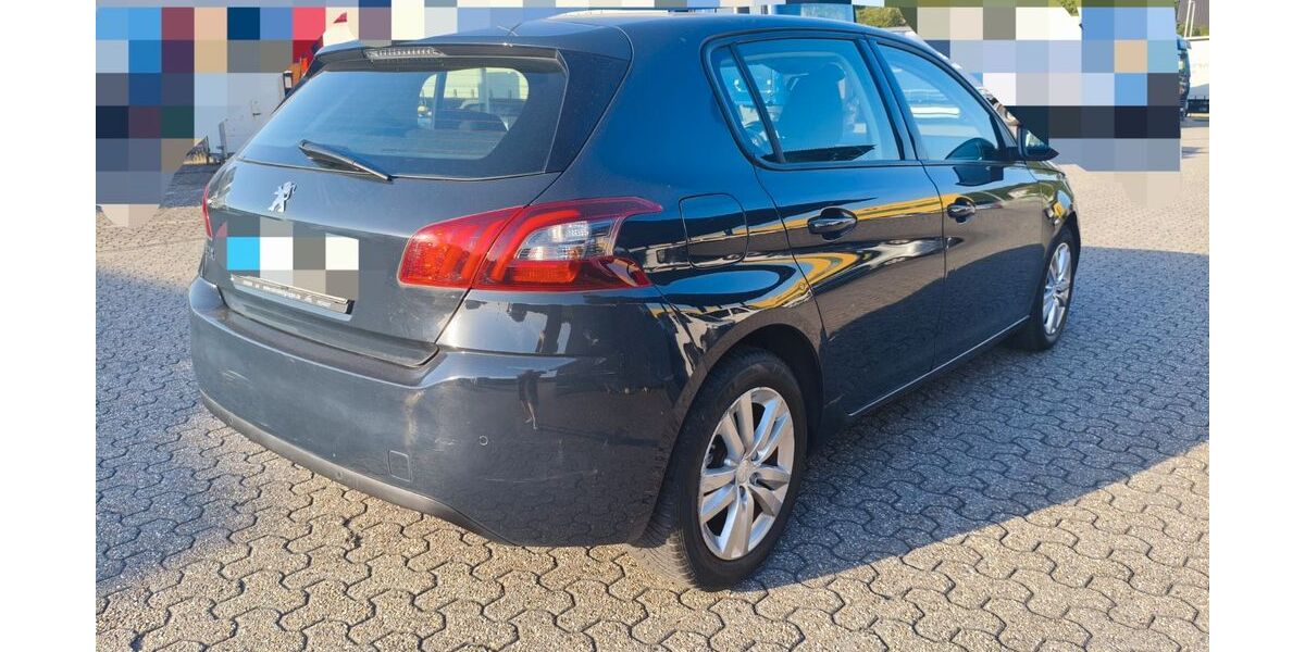 Peugeot 308 98.000 km 5.999 &euro; Essen 45277