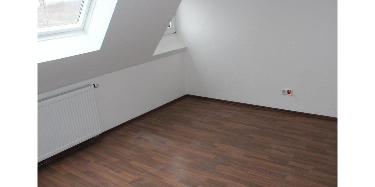 Frisch Renovierte 2 Zimmer Wohnung ab Sofort 2 zimmer