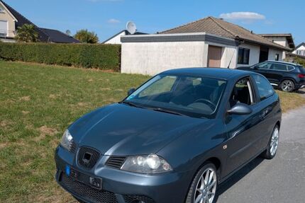 Seat Ibiza 127.000 km 2.449 € Iserlohn 58644