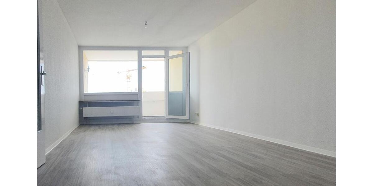 Renovierte Wohnung mit Panoramablick *Bo-Uni-Center* Nur in Kombination mit Garage zu vermieten! 2 zimmer