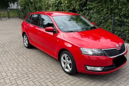 Skoda Rapid 83.582 km 5.950 &euro; Essen 45357