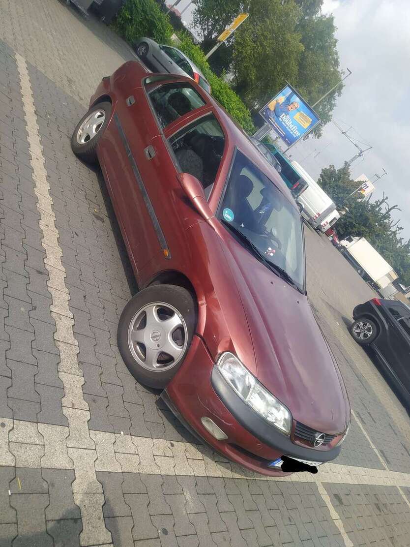 Opel Vectra 87.000 km 1.800 € Duisburg 47138