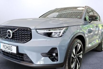 Volvo XC40 30.575 km 31.880 € Recklinghausen 45659