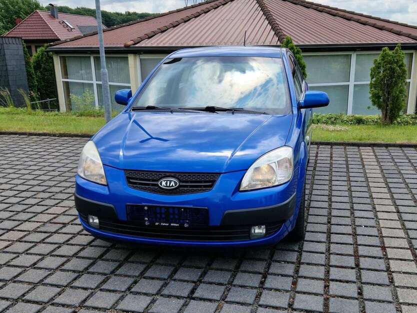 Kia Rio 160.404 km 2.349 € Witten 58454