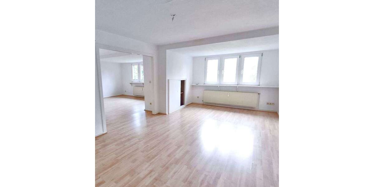 Etagenwohnung Bochum Weitmar - 2.5 Zimmer, 70 m&sup2;, 585&euro; | Angebot:26652640