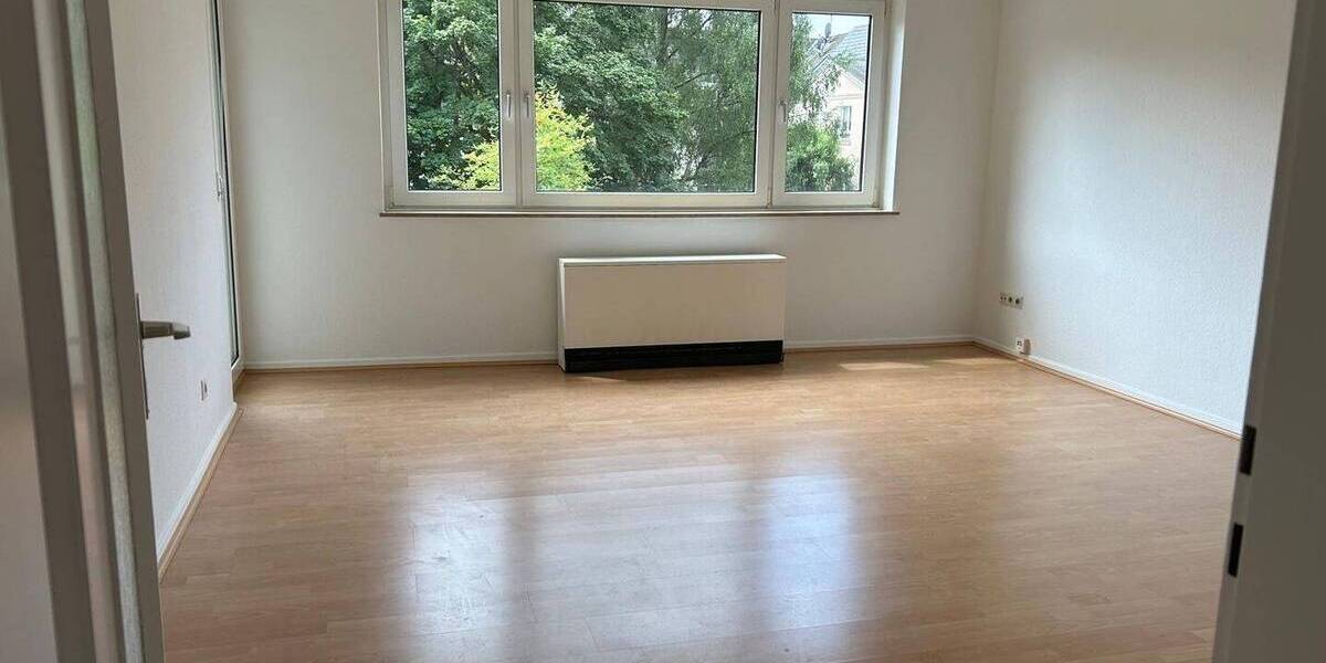 Etagenwohnung Essen Bergerhausen - 3 Zimmer, 80 m&sup2;, 580&euro; | Angebot:25264122