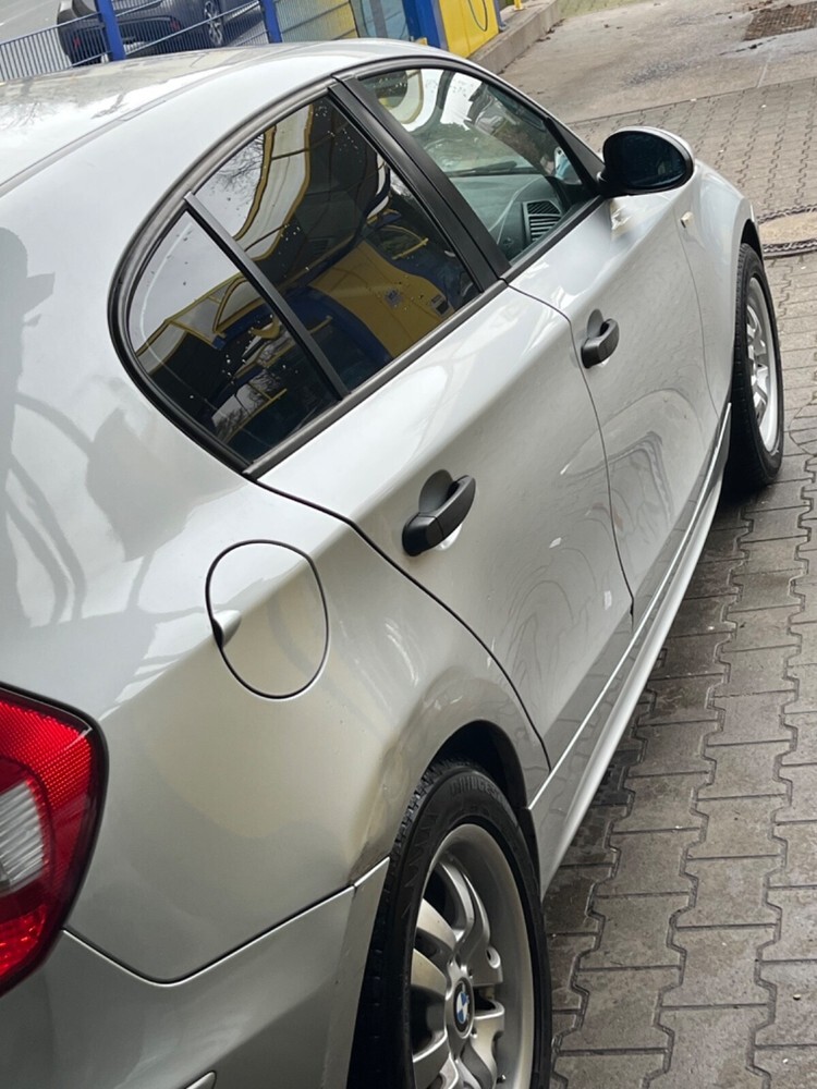 BMW 1er 193.000 km 3.299 € Wuppertal 42275