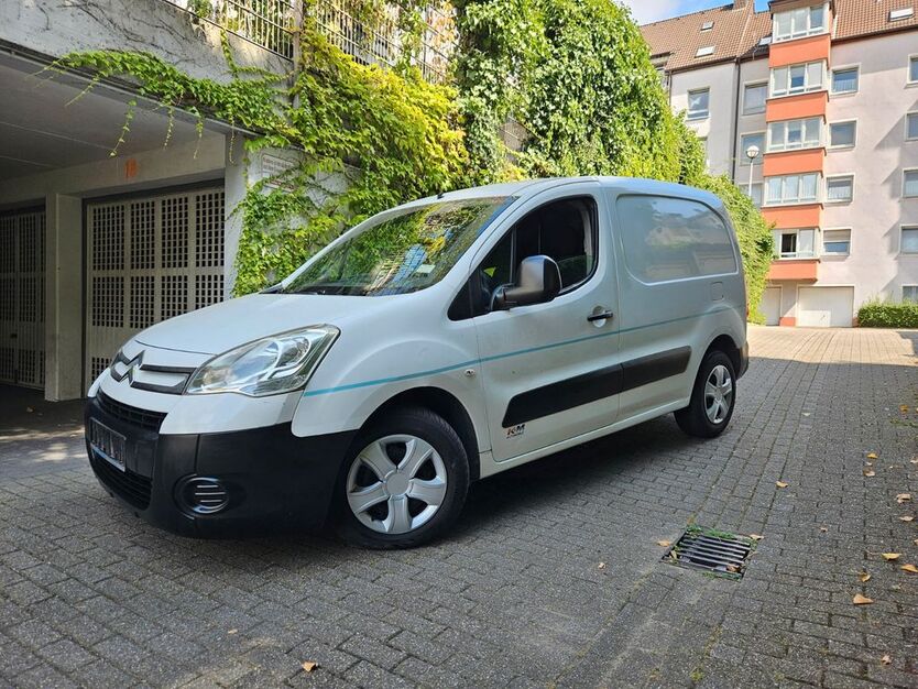 Citroen Berlingo 152.000 km 2.999 € Wetter-Ruhr 58300