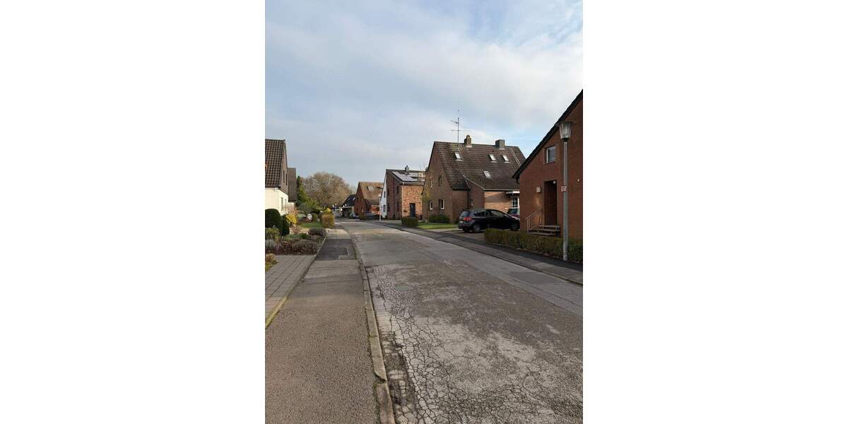 Gemütliche 2-Zimmer Dachgeschosswohnung mit Küche in Bottrop 3 zimmer